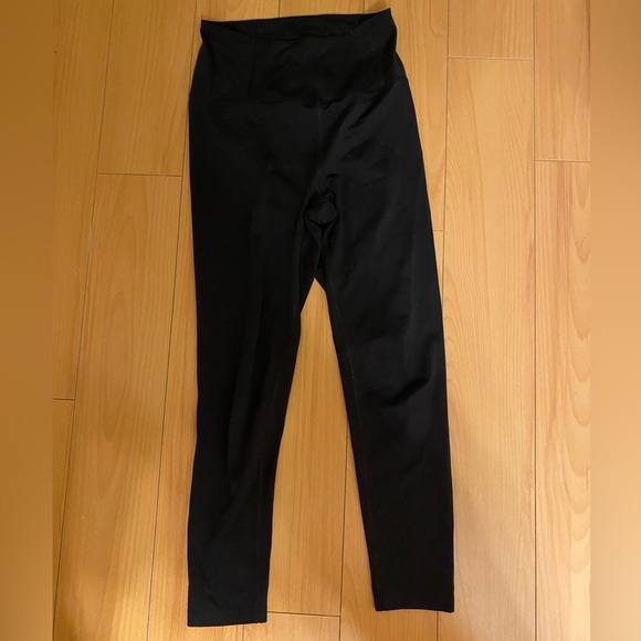 Girlfriend Collective Float Leggings - Picture 2 of 3